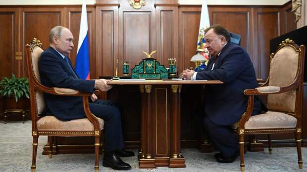 Путин в Кремле проводит рабочую встречу с главой Ингушетии Калиматовым