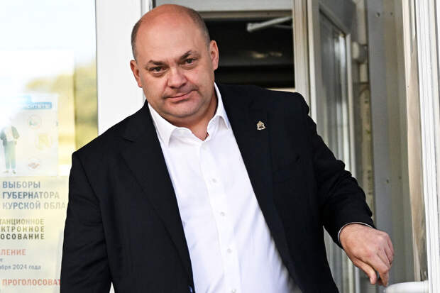 В Курской области экс-губернатора Смирнова обвинили в получении двух взяток