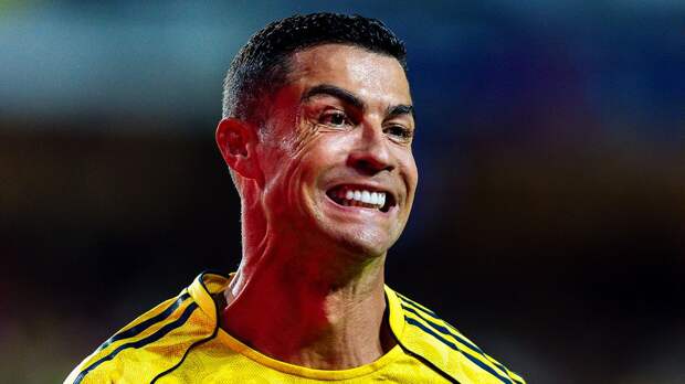 «Аль-Наср» обыграл «Аль-Таавун»: Команда Роналду сократила отставание от лидера