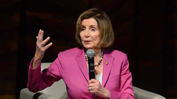 Нэнси Пелоси поддержала межпарламентскую встречу РФ и США