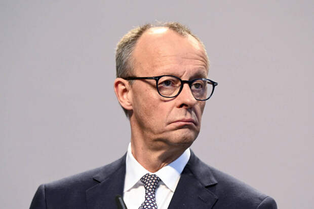 Бывший президент Германии высмеял отношении Мерца с Трампом