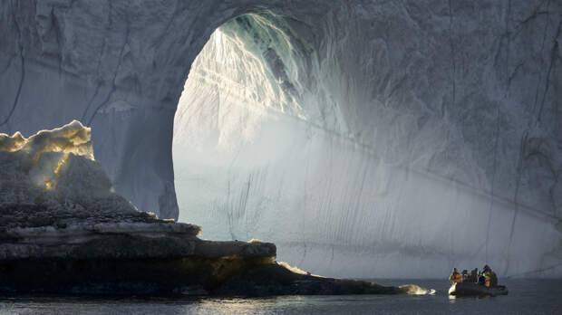Политолог Шаповалов: в ближайшие десятилетия Арктика станет «кладовой» Земли