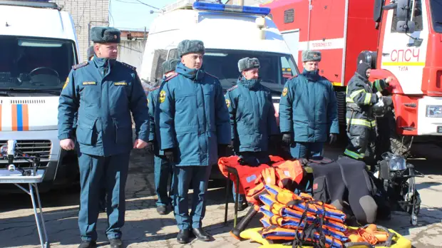 В Туле прошел смотр готовности сил и средств регионального МЧС к половодью