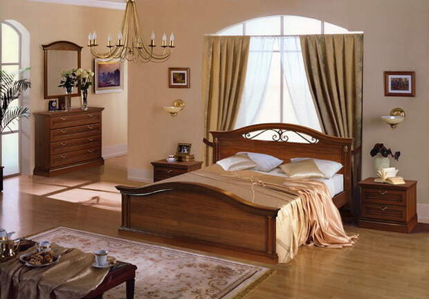 Роскошный интерьер итальянской спальни