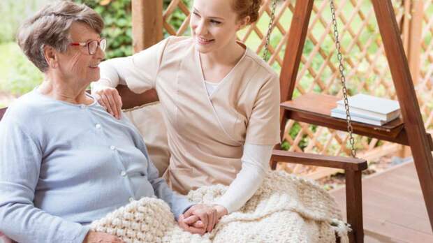 Как выбрать садовые качели