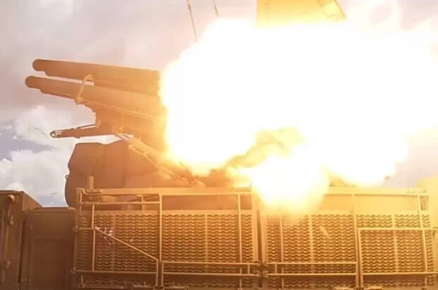 Слюсарь: в Таганроге при атаке БПЛА повреждено иностранное судно