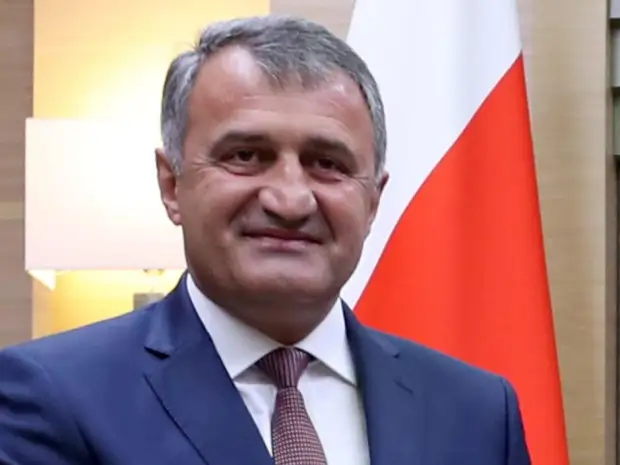 В Южной Осетии рассказали об отправке военных в Донбасс