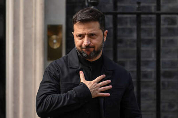 Зеленский сообщил, что договорился с США о сотнях тысяч дронов на спецусловиях