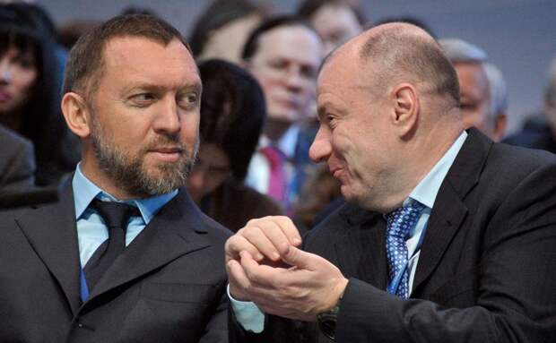 Крепкий рубль — не угроза, а шанс, но либералы требуют его опустить и сдать с потрохами доллару