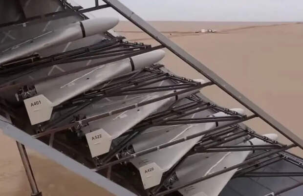 Показаны кадры, на которых ВС Ирана при помощи дронов Shahed-136 перегружают израильскую авиацию