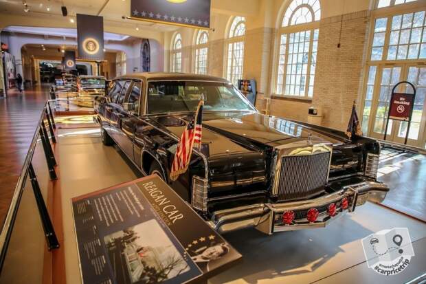 Видимо, посчитав лимузин несчастливыми, в 1972 году Белый дом решил вернуться к Lincoln за новым автомобилем. ford, lincoln, авто, гон, лимузин, олдтаймер, президентский лимузин, ретро авто