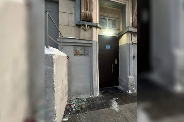 Экс-депутат Замятин: в Москве разбили мемориальную доску Анны Политковской