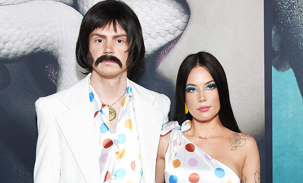 СМИ: актер Эван Питерс и певица Холзи расстались