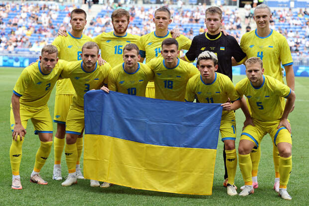 Украинцев ограбили перед стыковым матчем за выход на ЧМ-2026 против Швеции