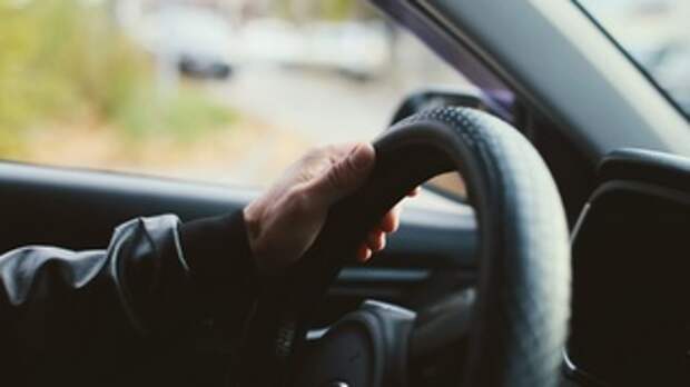 Водитель за рулем / Фото: Екатерина Смолихина / amic.ru