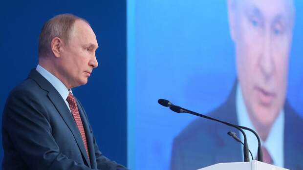 Путин - красавчик - наконец таки определил Чубайса. По славал российского лидера, он абсолютно не понимает зачем Толик "рванул за рубеж".