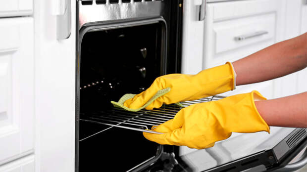 Как легко вернуть духовке сияющую чистоту: метод без скребков и дорогой химии
