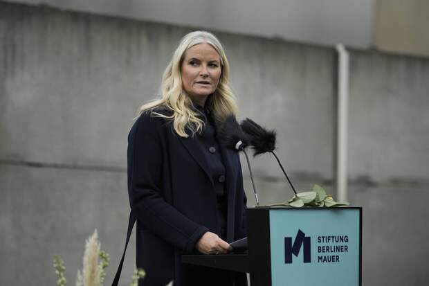 Еще одна королевская семья оказалась связана с Эпштейном