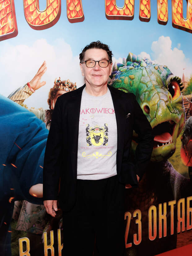 Чешуйчатый друг: Александр Петров, Ольга Дибцева и Сергей Маковецкий Чешуйчатый друг: Александр Петров, Ольга Дибцева и Сергей Маковецкий