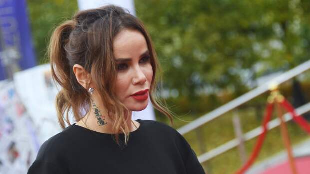 Айза закрыла свой долг перед налоговой