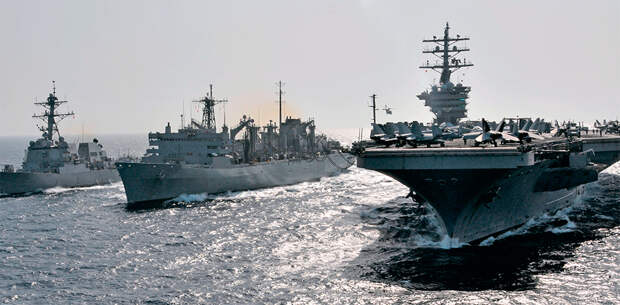 Трамп бросает бумеранг Трамп бросает бумеранг