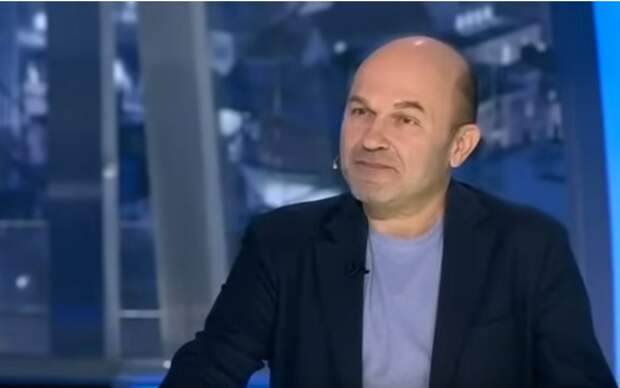 Вы знали, что чаще всего фразу "География это судьба" повторяют артисты "Квартала-95", в одночасье оказавшиеся в начальственных кабинетах - в зеленом, карго и Brioni?-16