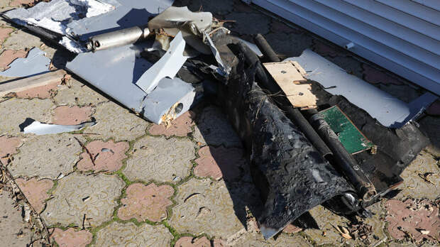 Украинский дрон атаковал машину скорой помощи в Запорожской области