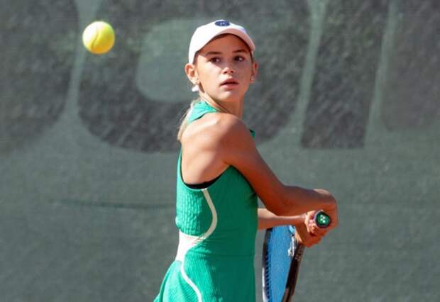 Крымчанка завоевала серебро на международном турнире по теннису в Стамбуле