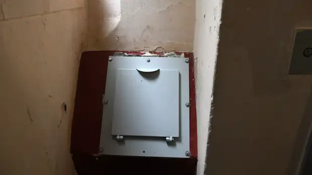 В Подмосковье идёт голосование за замену мусоропроводов в домах местами для колясок