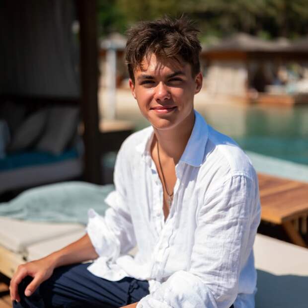 Екатерина Климова поделилась фотографиями старшего сына