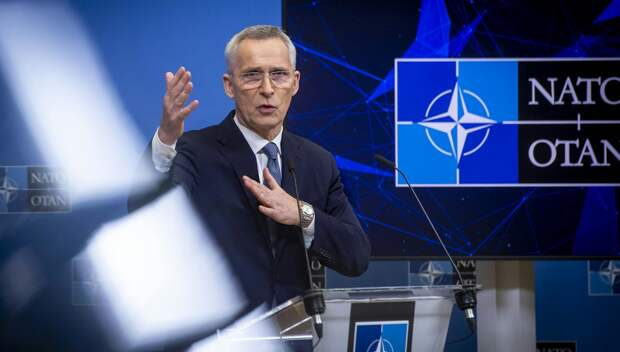 Столтенберг исключил необходимость в пересмотре ядерной стратегии НАТО