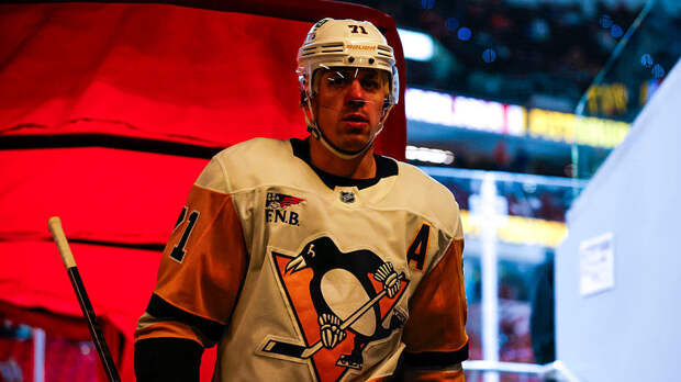 Малкин признан первой звездой дня в НХЛ