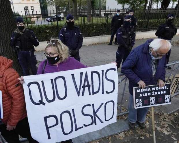 Бунт Польши против ЕС может закончиться очередным распадом польского государства