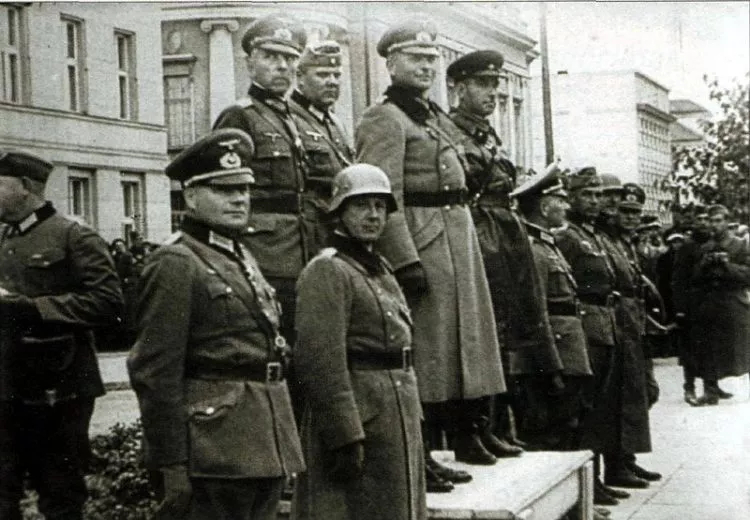 Парад в Бресте. Ложь, ставшая историей