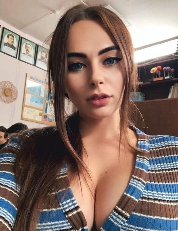 Девушки