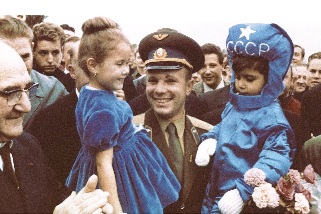 Почему СССР был передовым государством. А у России это не получается