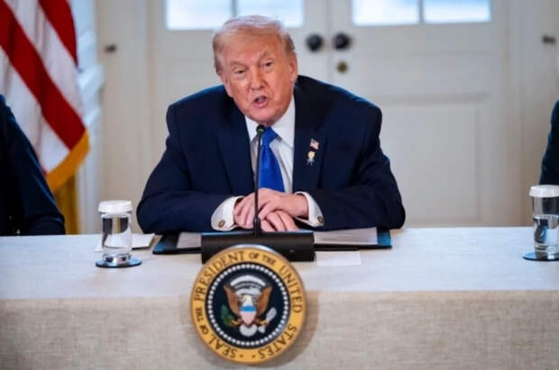 Трамп заявил, что к нему нет никаких вопросов по делу Эпштейна