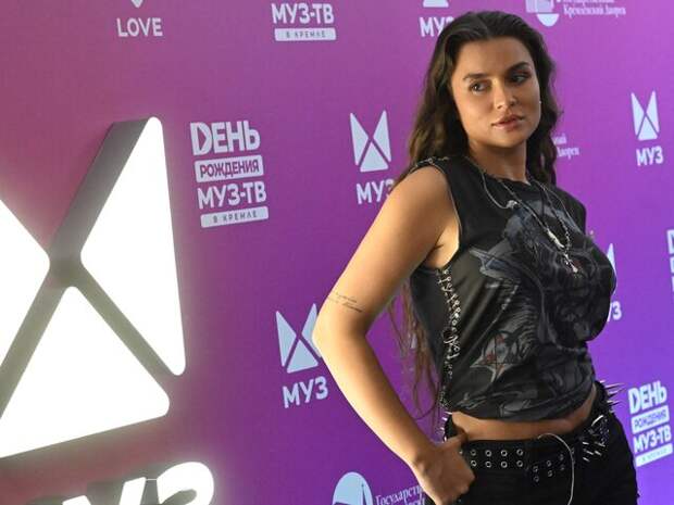 Певица Bearwolf подаст в суд на лейбл «Слышно» из-за песни Godzilla