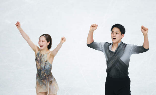 Японские фигуристы выиграли парные соревнования на Олимпиаде с мировым рекордом