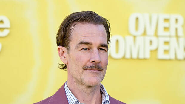 Актёр Джеймс Ван Дер Бик из сериала «Бухта Доусона» умер в возрасте 48 лет