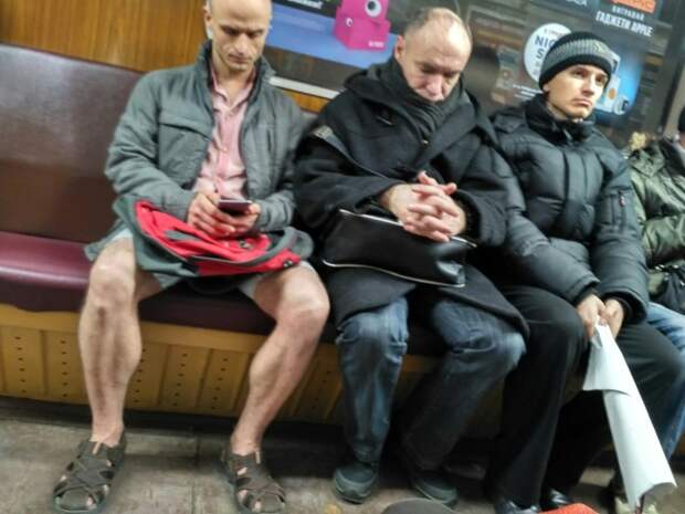 Основные тренды зимней моды, которые просто не укладываются в голове мода, прикол, юмор