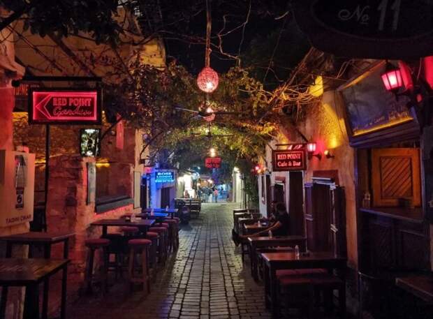 ночная жизнь в Каш