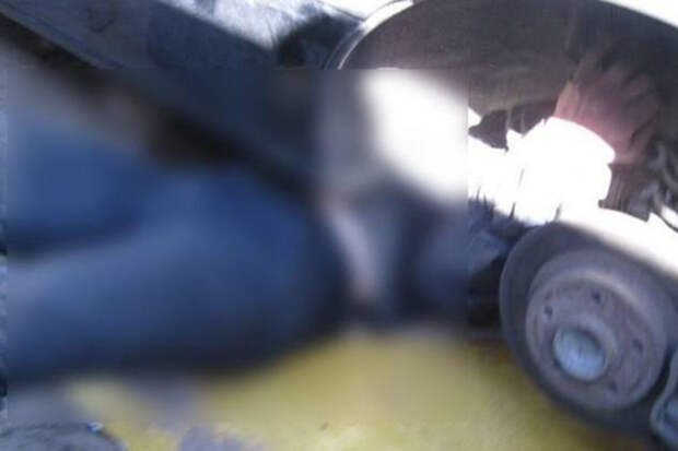 В Липецке мужчину придавило машиной в автомастерской