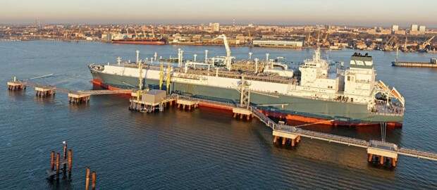 Газовый рэкет США в Литве и Польше: дружба дружбой, но российский газ лучше