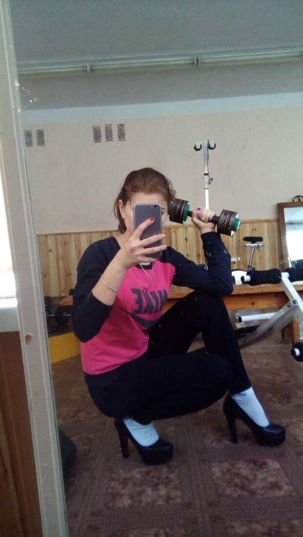 Решила покорить всех своим внешним видом девушки, качалка, клуб, прикол, спортсменки, треня