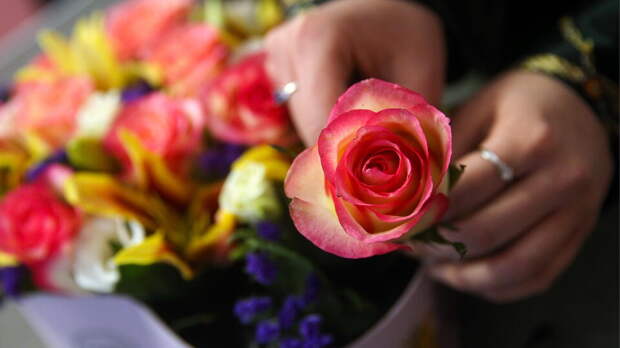 Праздник любви или наследие революции? Неожиданная правда о 8 Марта