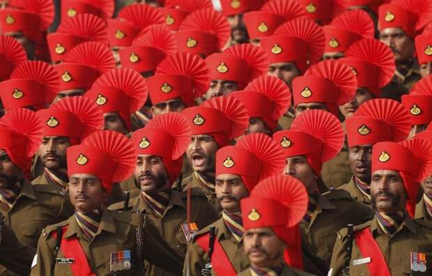 Театральность и нелепость индийской армии армия, военные Индии, индия, парад, фото