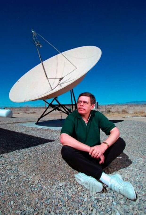 Art Bell, seen in this March 1997 photo, died Friday, Nye County Sheriff Sharon Wehrly confirmed. Bell's fans may pause to mull the significance of his having passed on Friday the 13th, of all days.