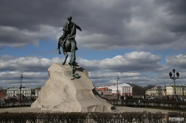 «От викинга до зверья, от босоты до царя». Питерская героика с Евгением Вышенковым