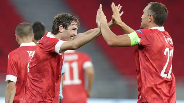 «Шанс проявить себя предоставят многим»: Ловчев о ближайших матчах сборной России и экспериментах Черчесова